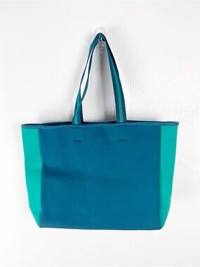 SUMMERSALT Two Tone Teal Green Neoprene Two Straps Button Closure Beach Bag Tote